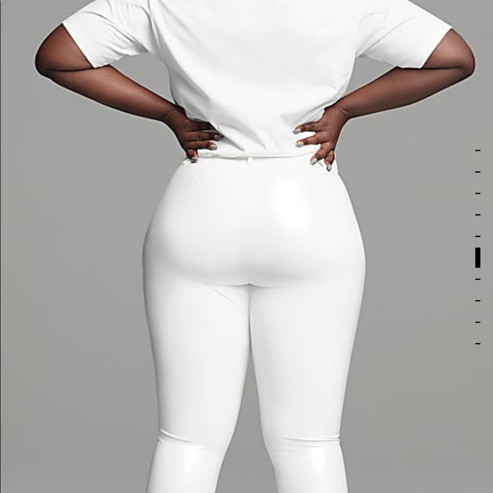ICY PARK TEE (ALL GENDER)